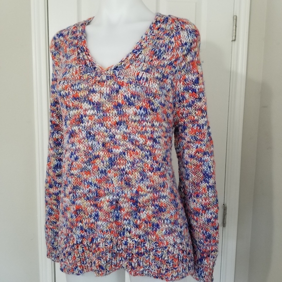 Lou & Grey Sweaters - Lou & Grey Softest Sweater V Neck SpaceDye  M NWT